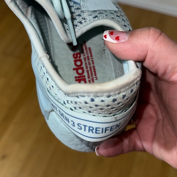 NMD - Picture 7 of 7